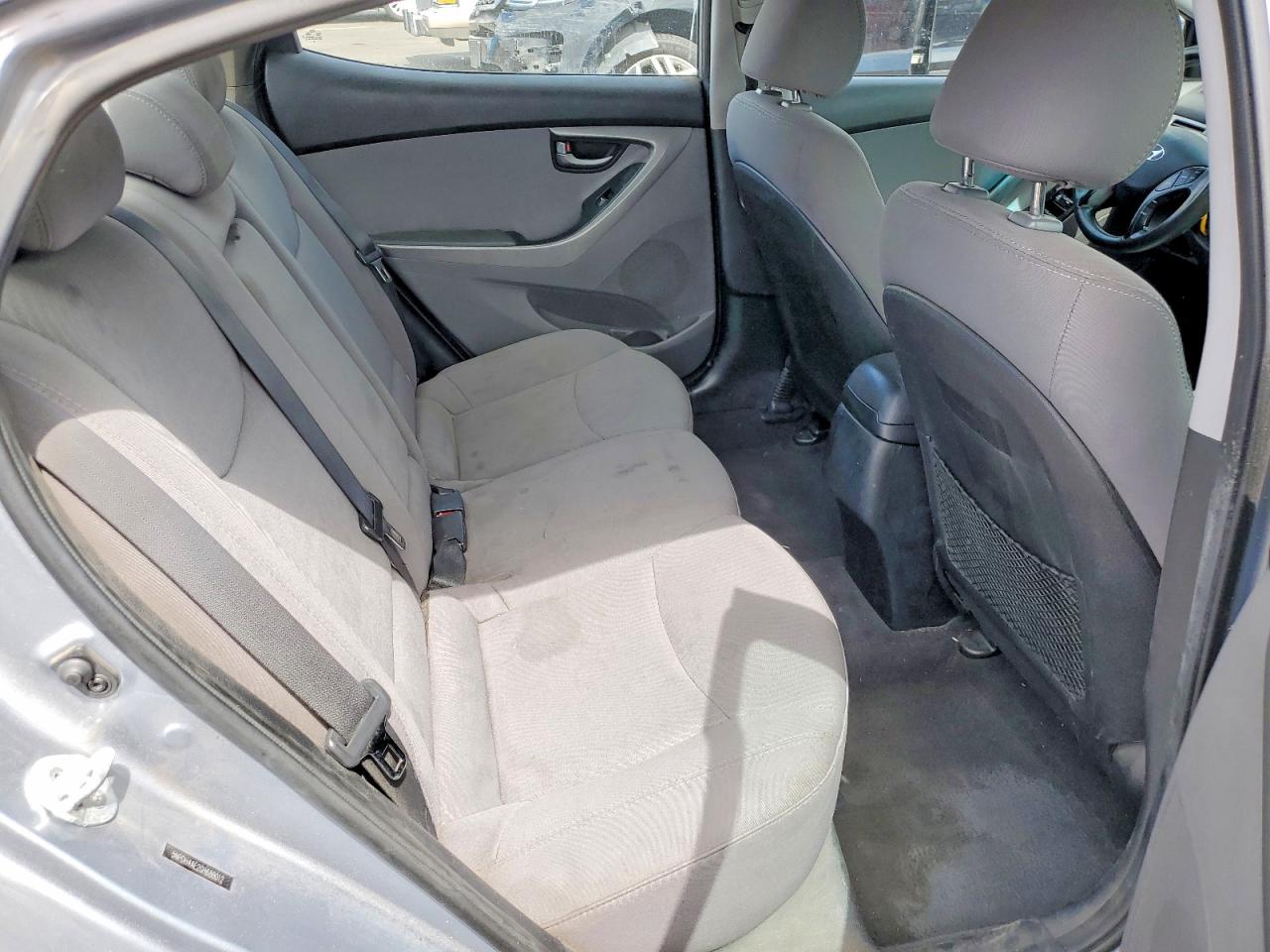 2016 HYUNDAI ELANTRA SE photo 28