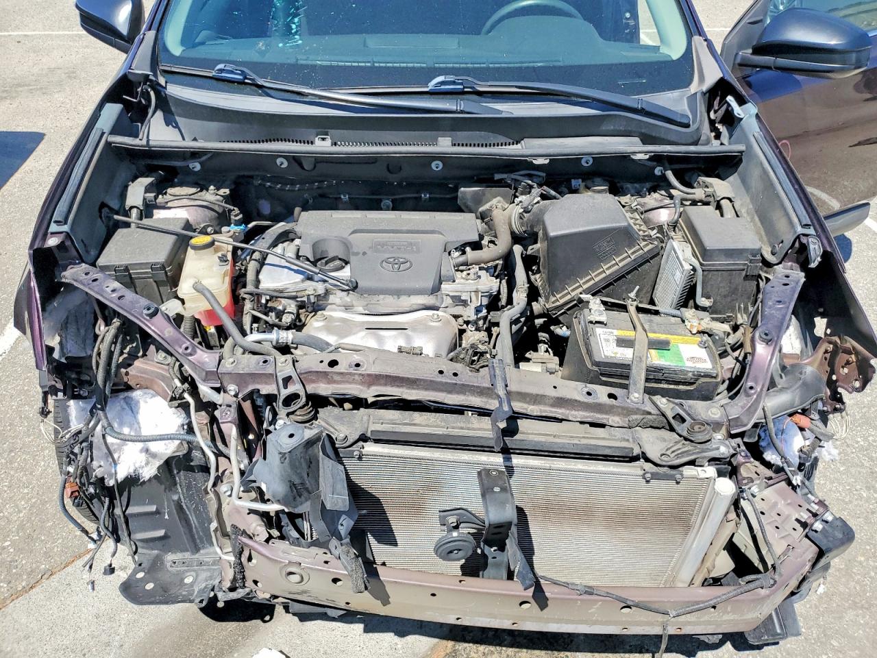 2018 TOYOTA RAV4 LE photo 21