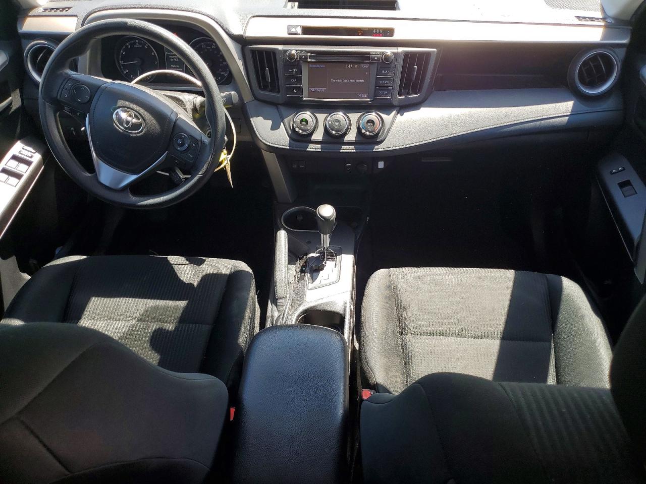 2018 TOYOTA RAV4 LE photo 15