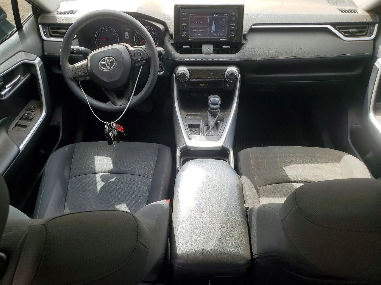 2021 TOYOTA RAV4 XLE photo 22