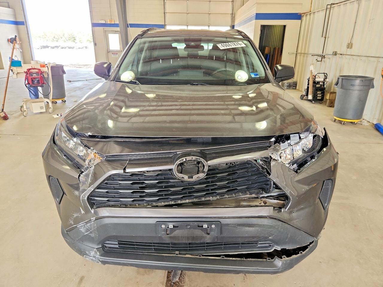 2021 TOYOTA RAV4 LE photo 9