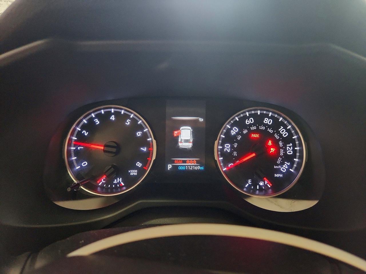 2021 TOYOTA RAV4 LE photo 17