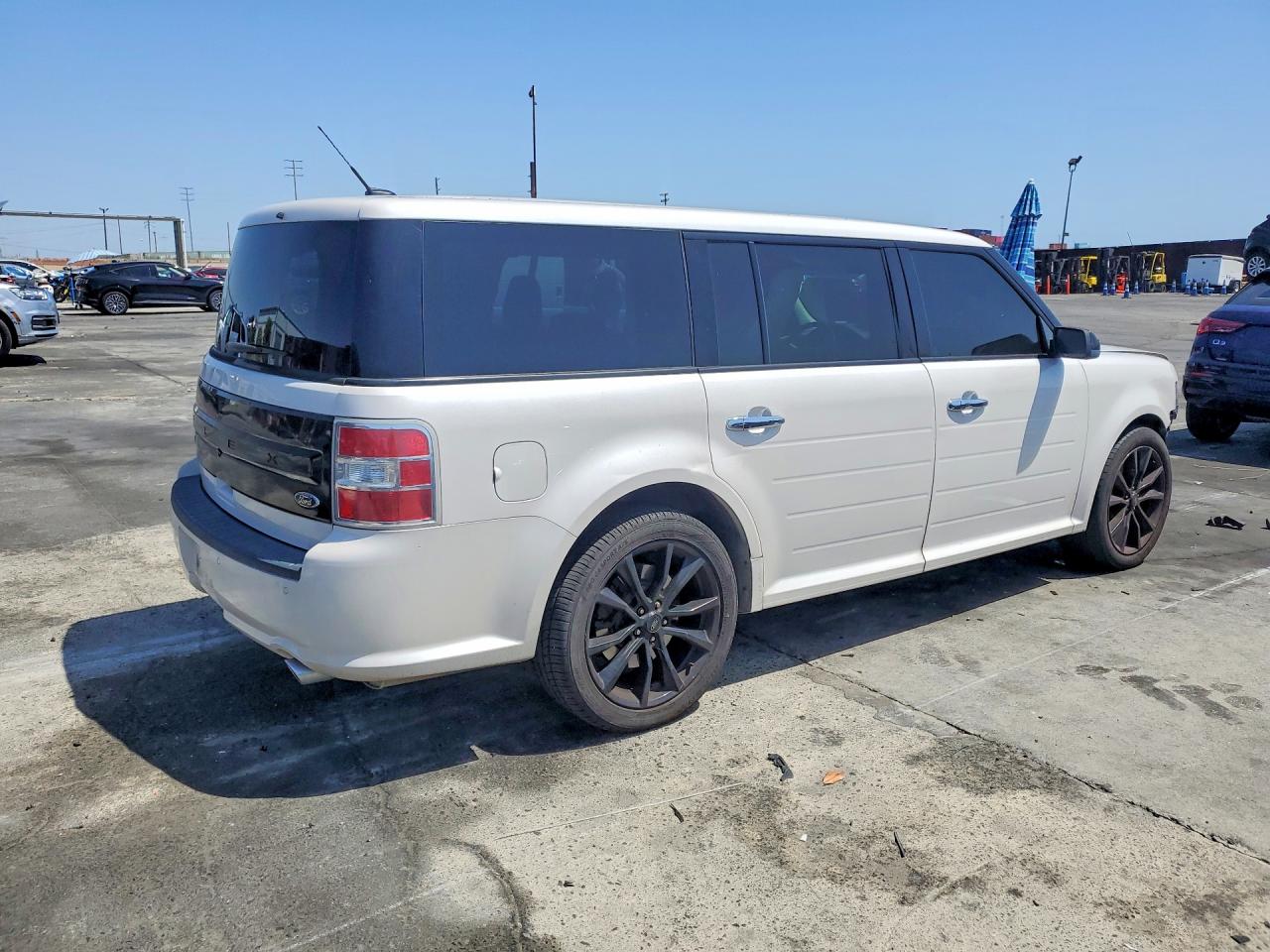 2016 FORD FLEX SEL photo 5