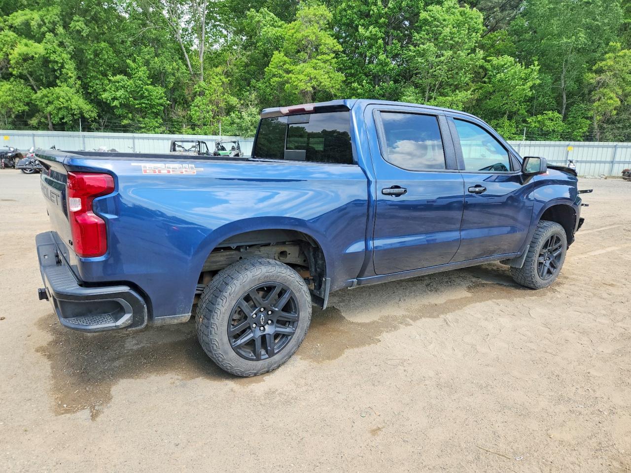 2021 CHEVROLET SILVERADO K1500 LT TRAIL BOSS photo 3