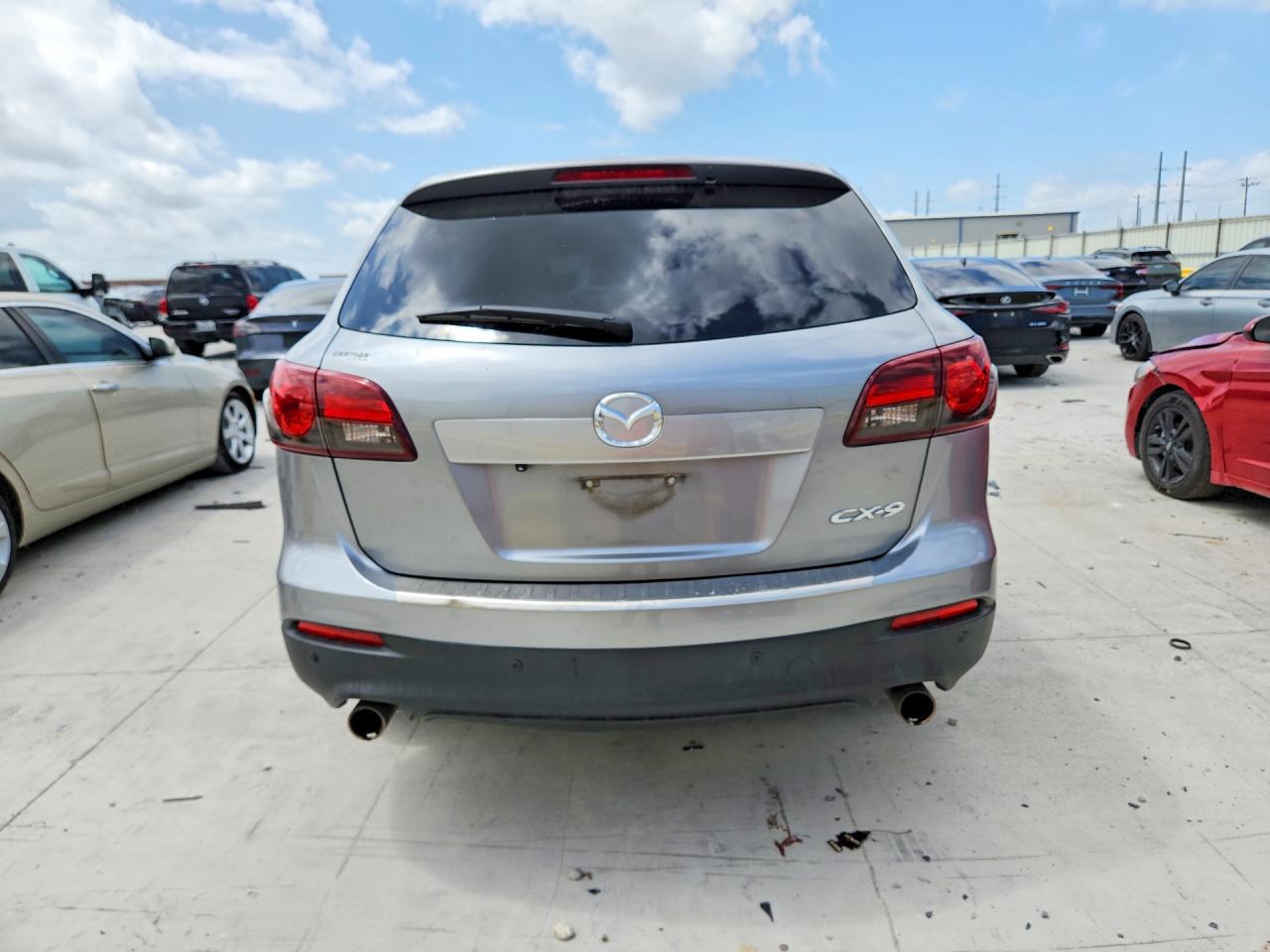 2015 MAZDA CX-9 TOURING photo 11
