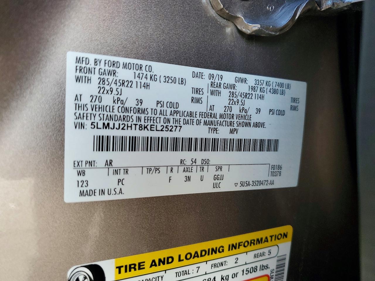 2019 LINCOLN NAVIGATOR SELECT photo 14