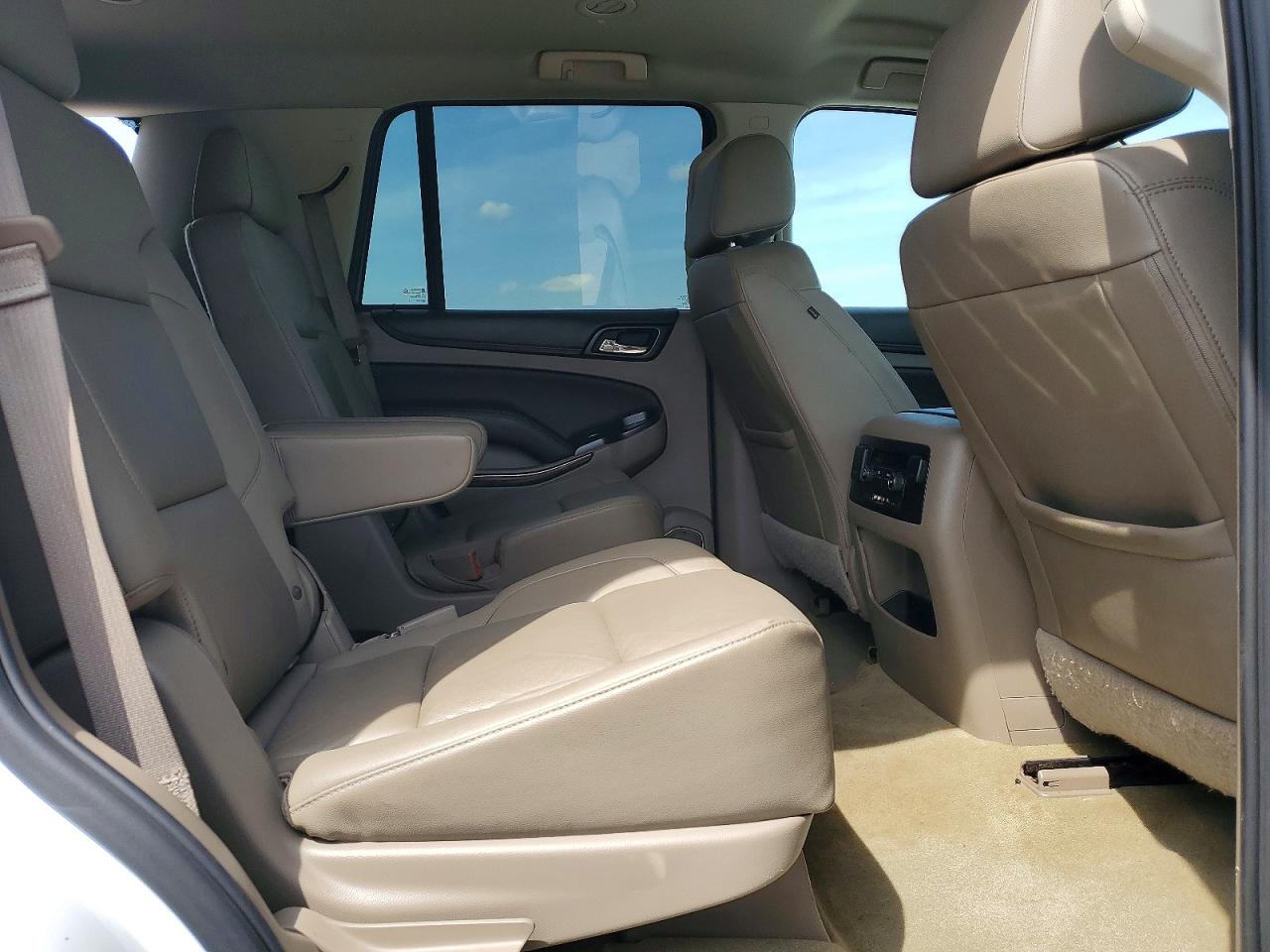 2016 CHEVROLET TAHOE C1500 LT photo 31