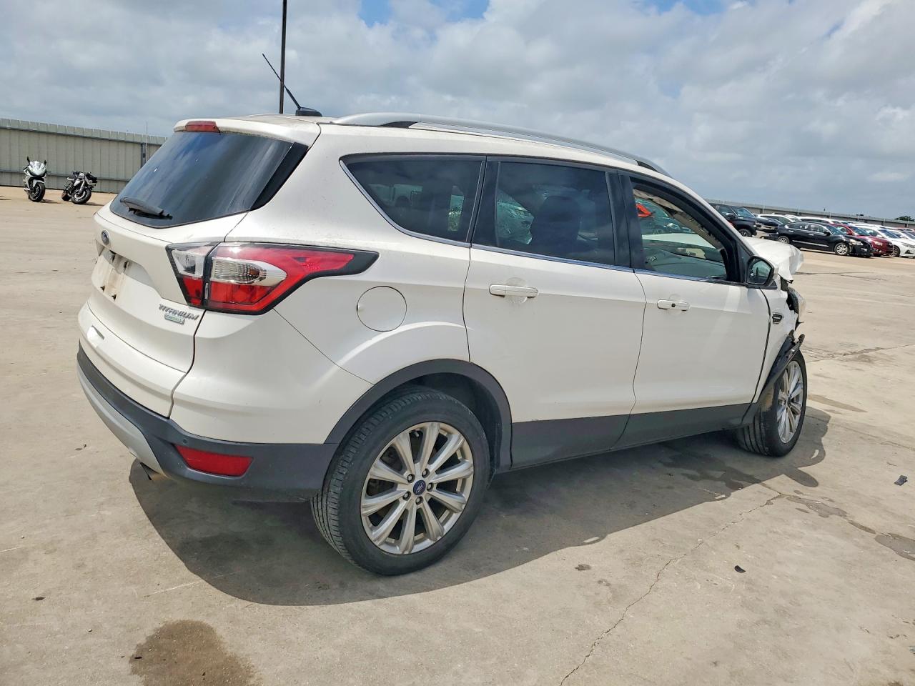 2017 FORD ESCAPE TITANIUM photo 7