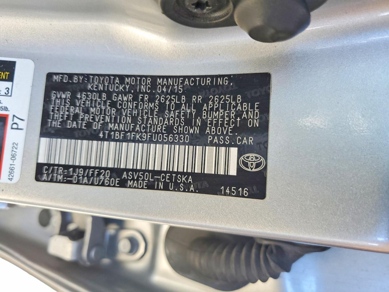 2015 TOYOTA CAMRY SE photo 12