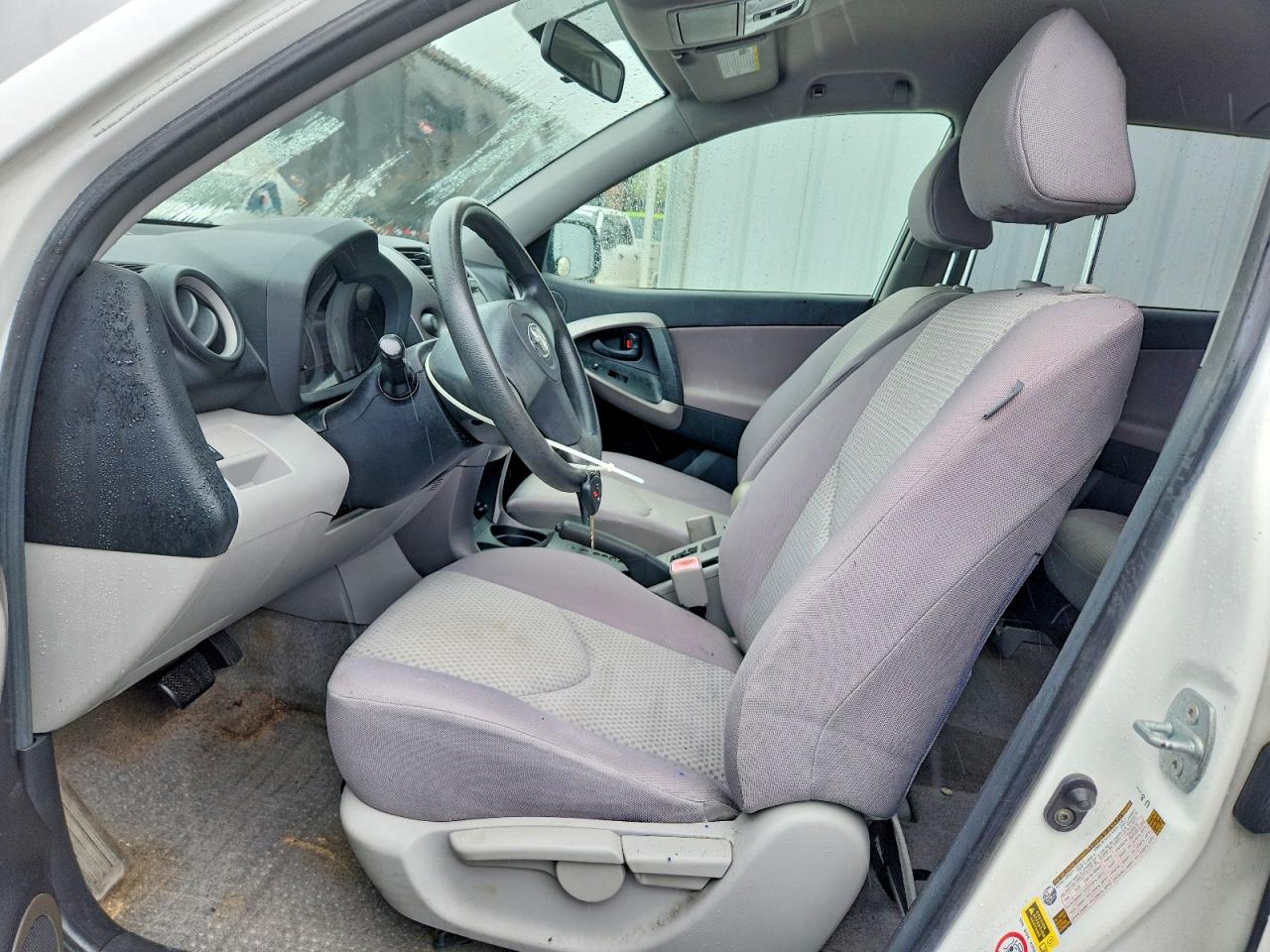 2007 TOYOTA RAV4 BASE photo 7