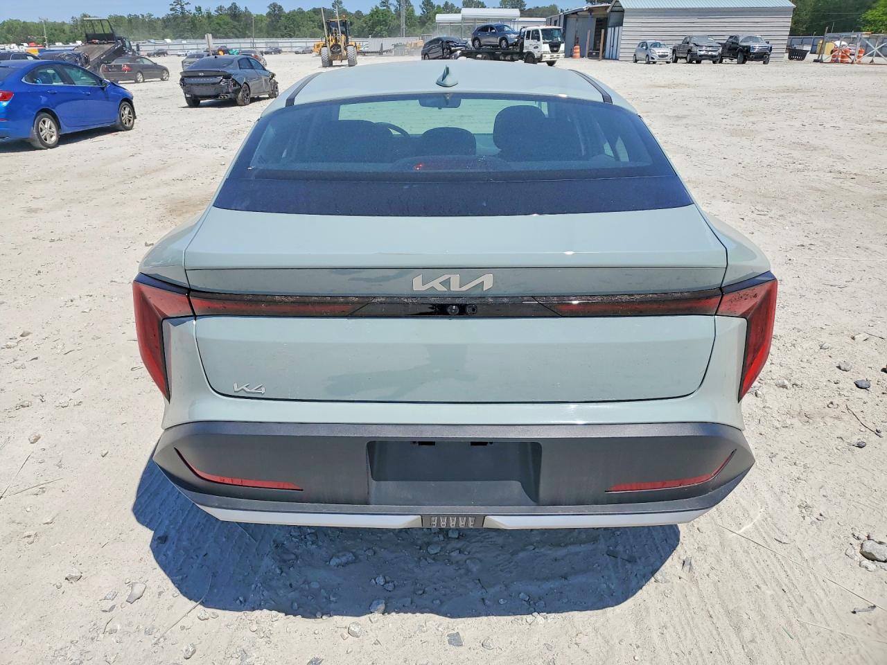 2025 KIA K4 LXS photo 16