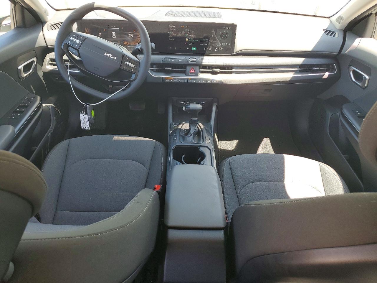 2025 KIA K4 LXS photo 22