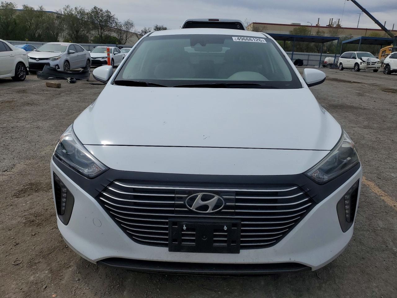 2019 HYUNDAI IONIQ SEL photo 5