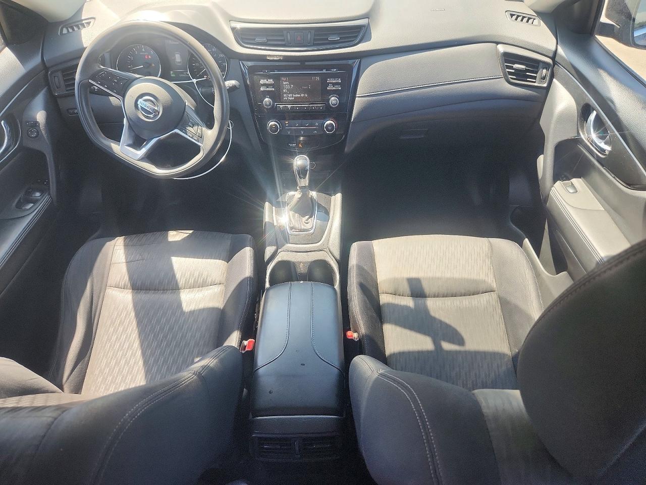 2017 NISSAN ROGUE S photo 15