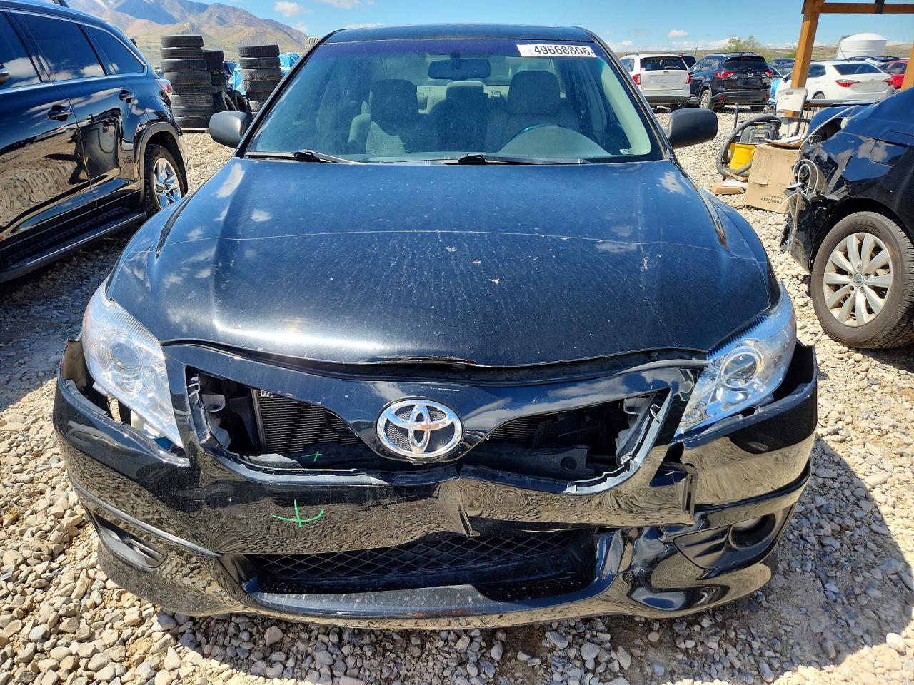 2010 TOYOTA CAMRY SE photo 5