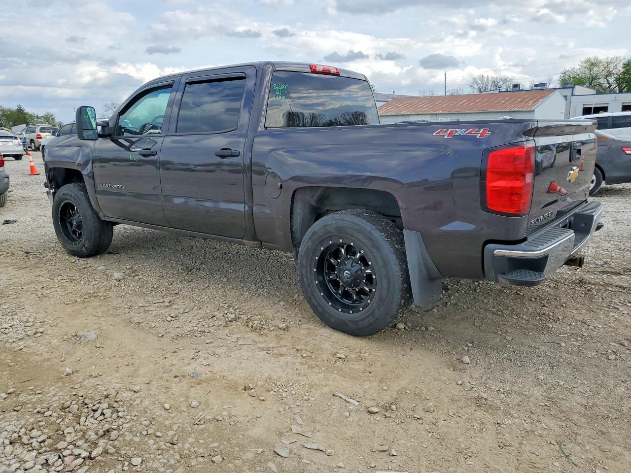 2014 CHEVROLET SILVERADO K1500 LT photo 3