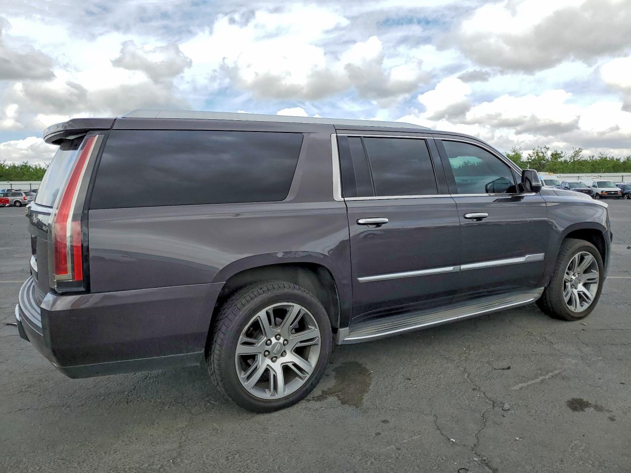 2015 CADILLAC ESCALADE ESV LUXURY photo 5