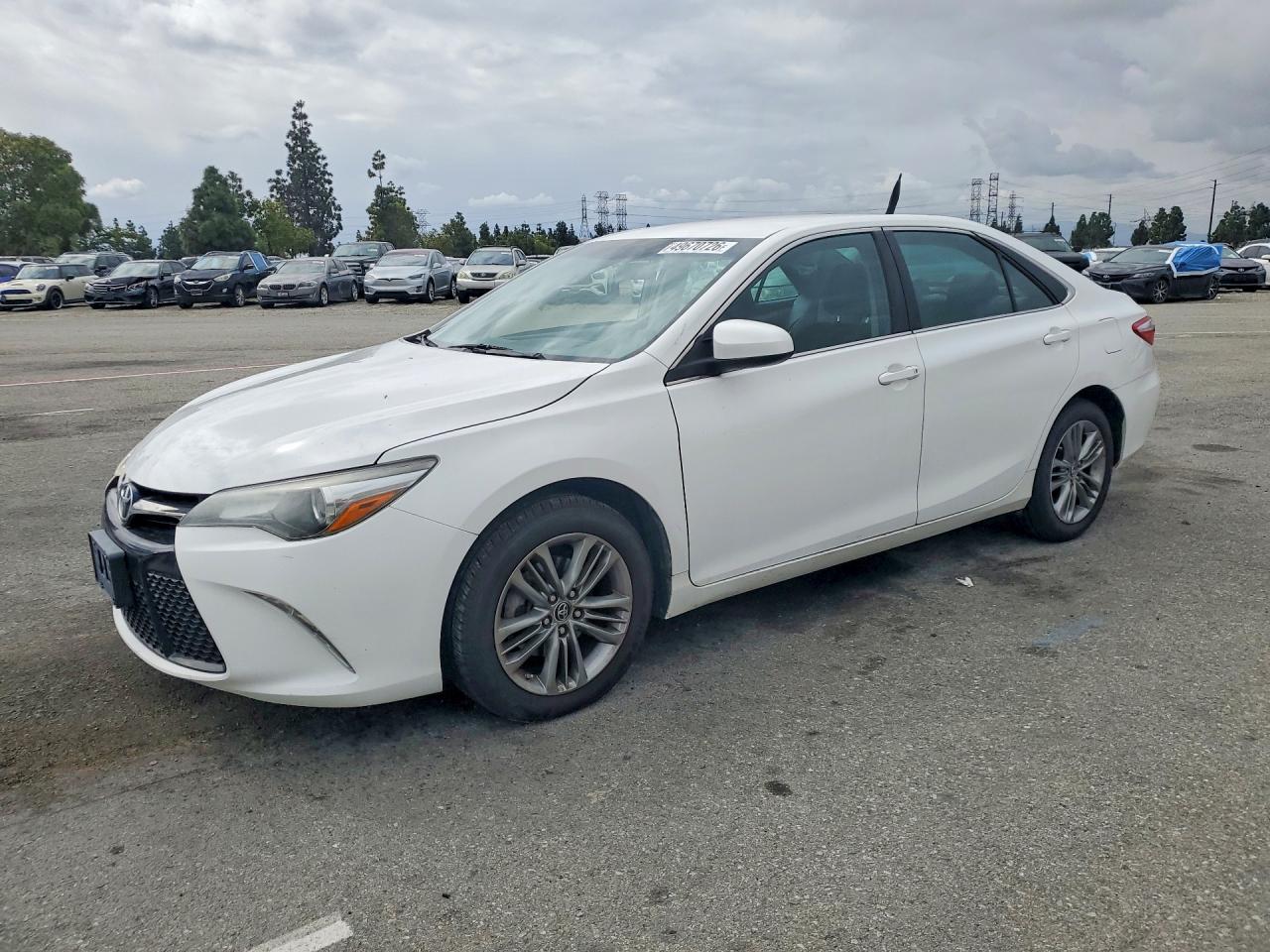 2016 TOYOTA CAMRY