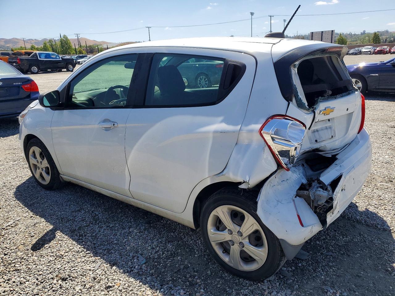 2019 CHEVROLET SPARK LS photo 3