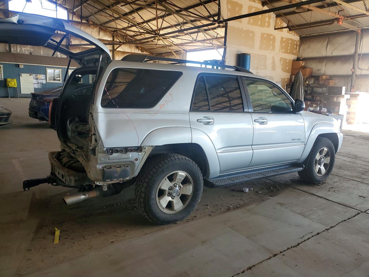 2005 TOYOTA 4RUNNER SR5 photo 3