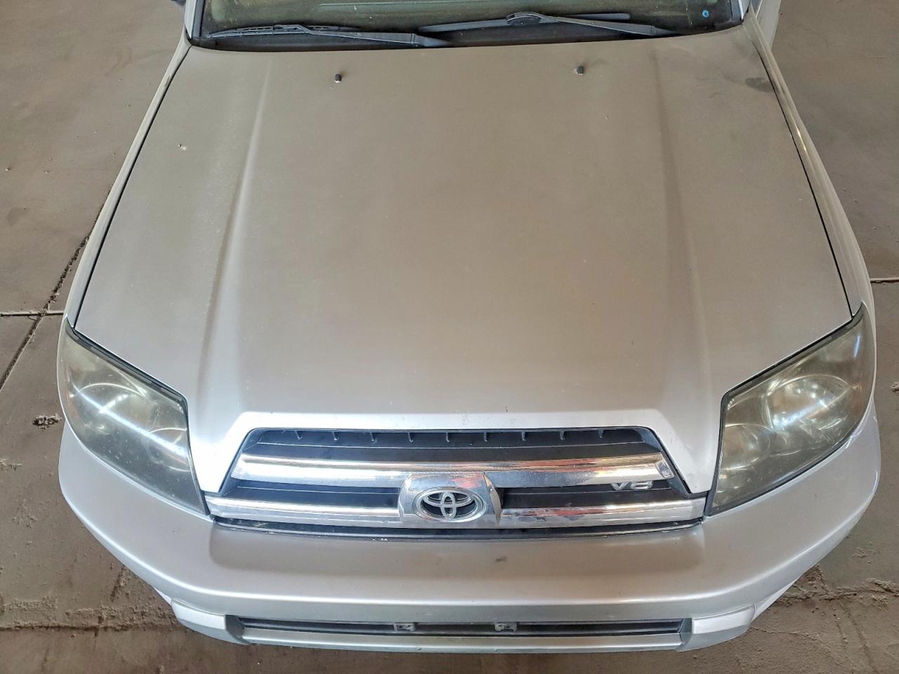 2005 TOYOTA 4RUNNER SR5 photo 11