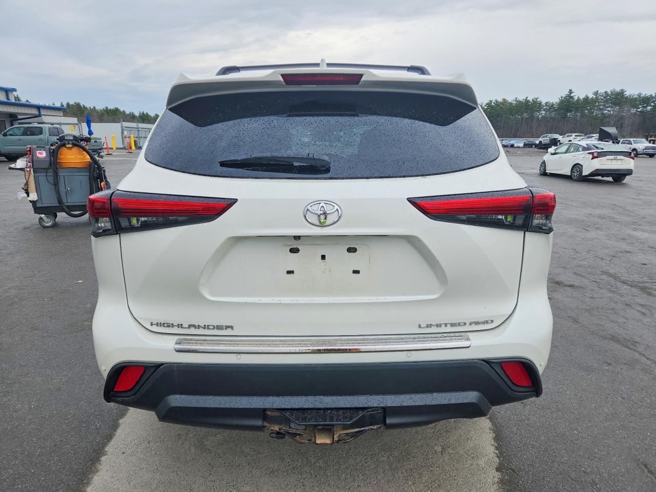 2020 TOYOTA HIGHLANDER LIMITED photo 11