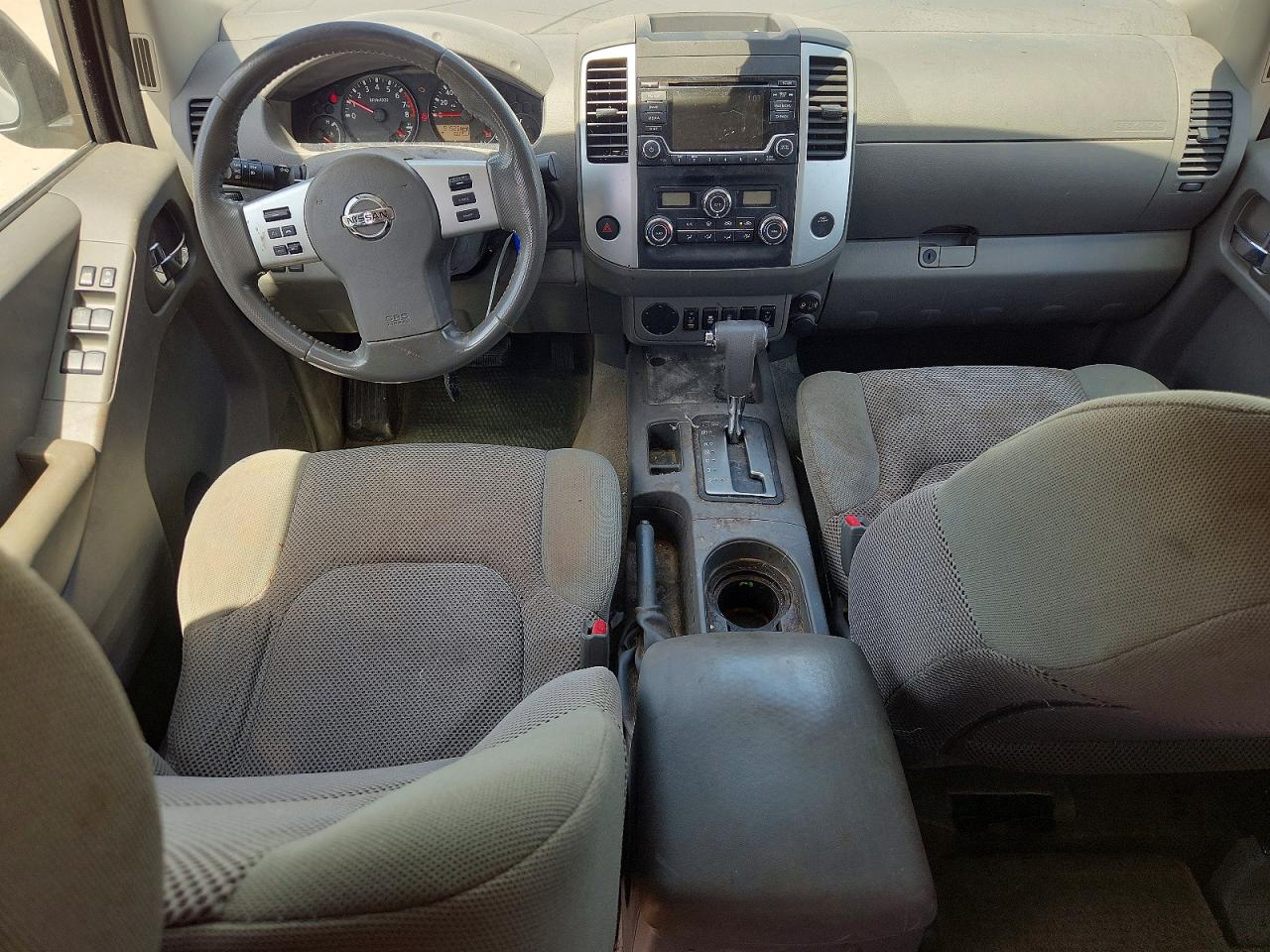 2017 NISSAN FRONTIER SV photo 15