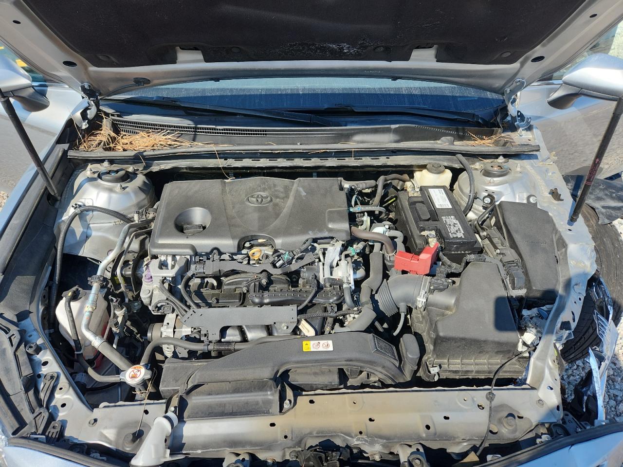 2018 TOYOTA CAMRY SE photo 31