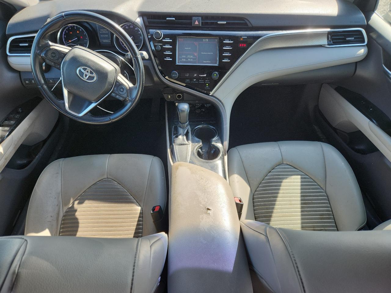 2018 TOYOTA CAMRY SE photo 22