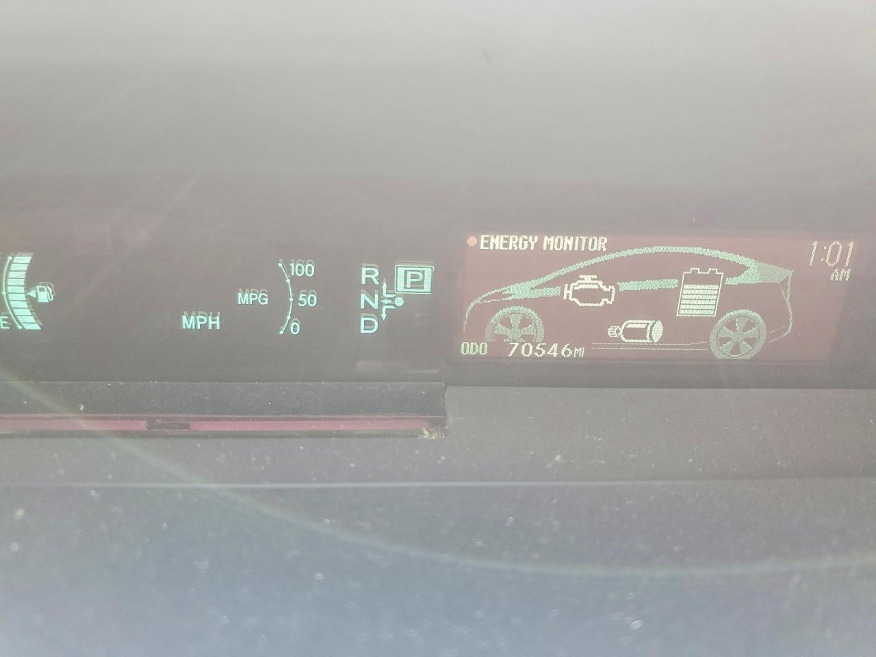 2011 TOYOTA PRIUS TWO photo 17