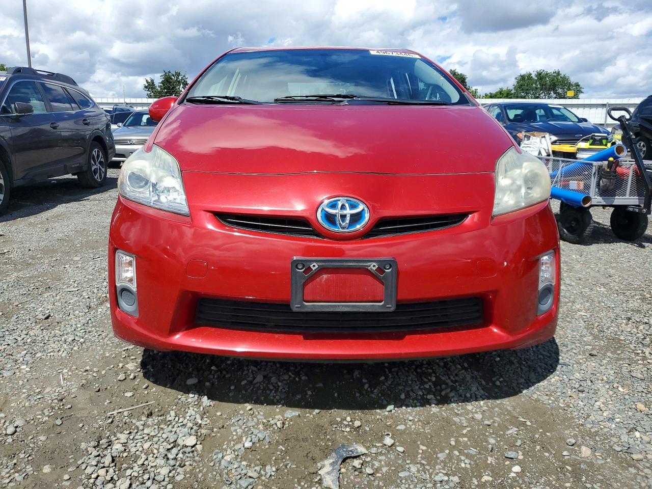 2011 TOYOTA PRIUS TWO photo 9