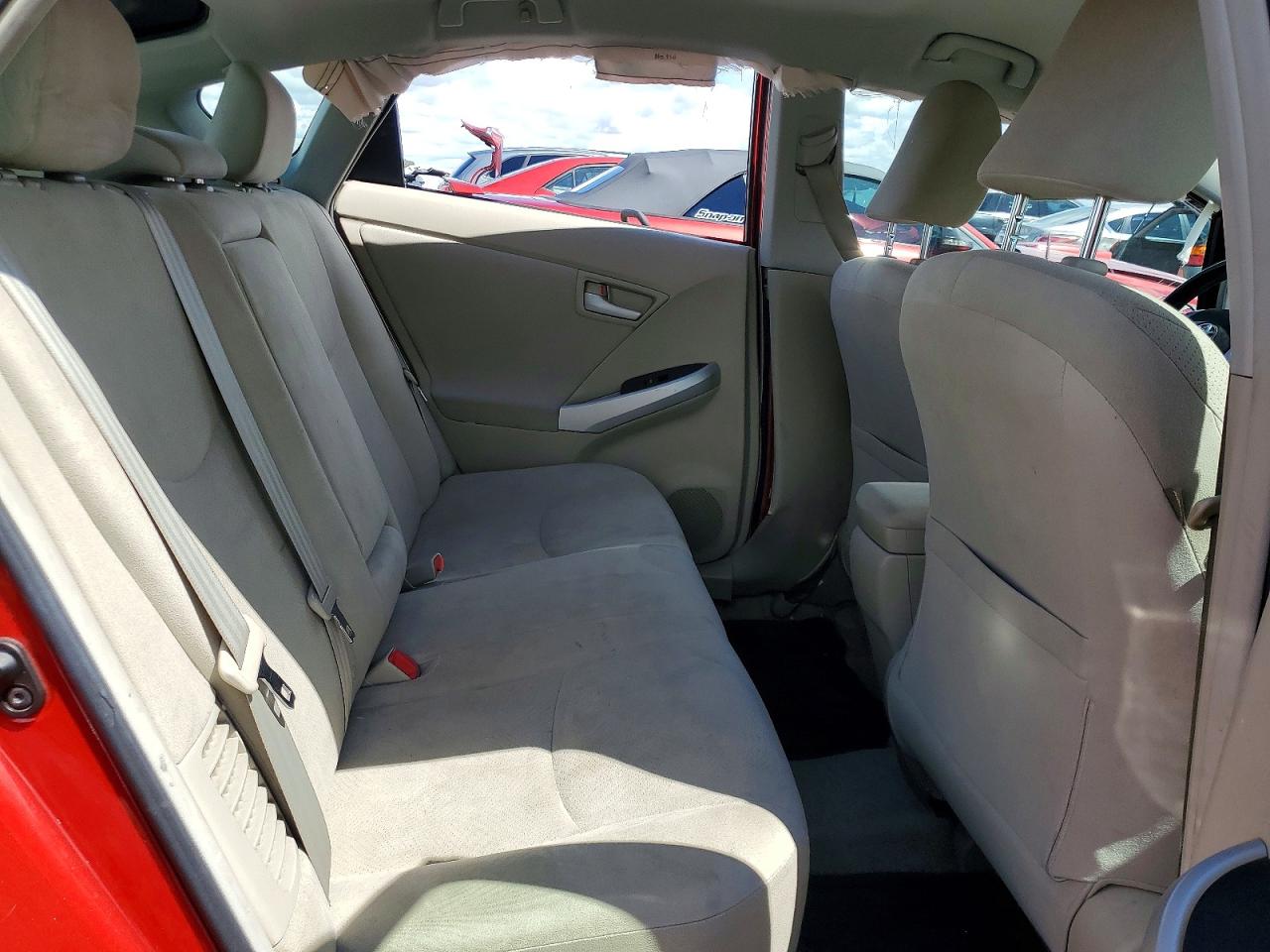 2011 TOYOTA PRIUS TWO photo 19