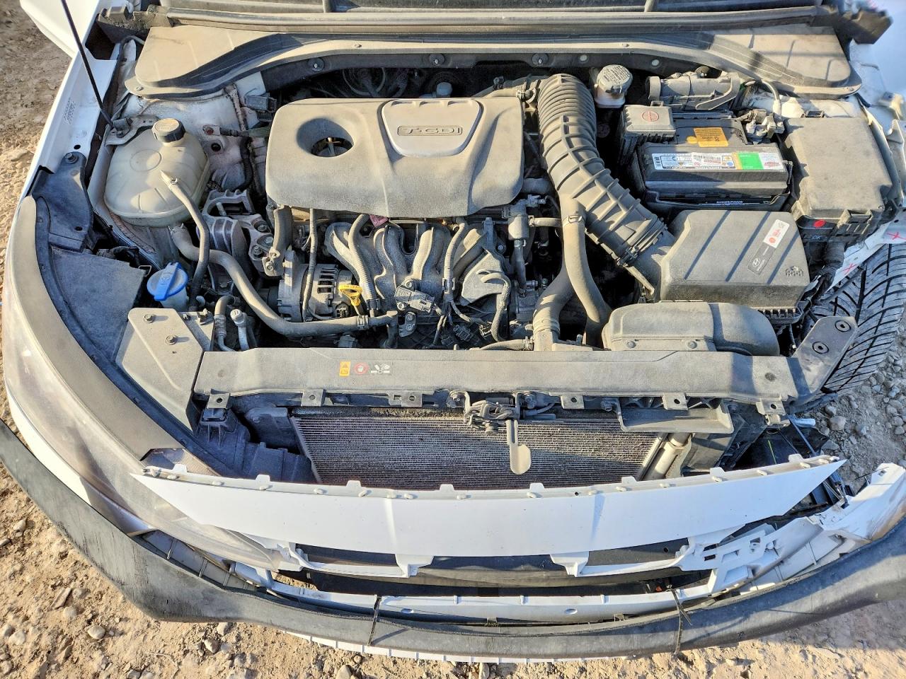 2019 HYUNDAI ELANTRA photo 31