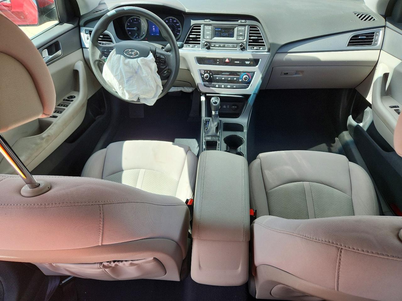 2015 HYUNDAI SONATA SE photo 15