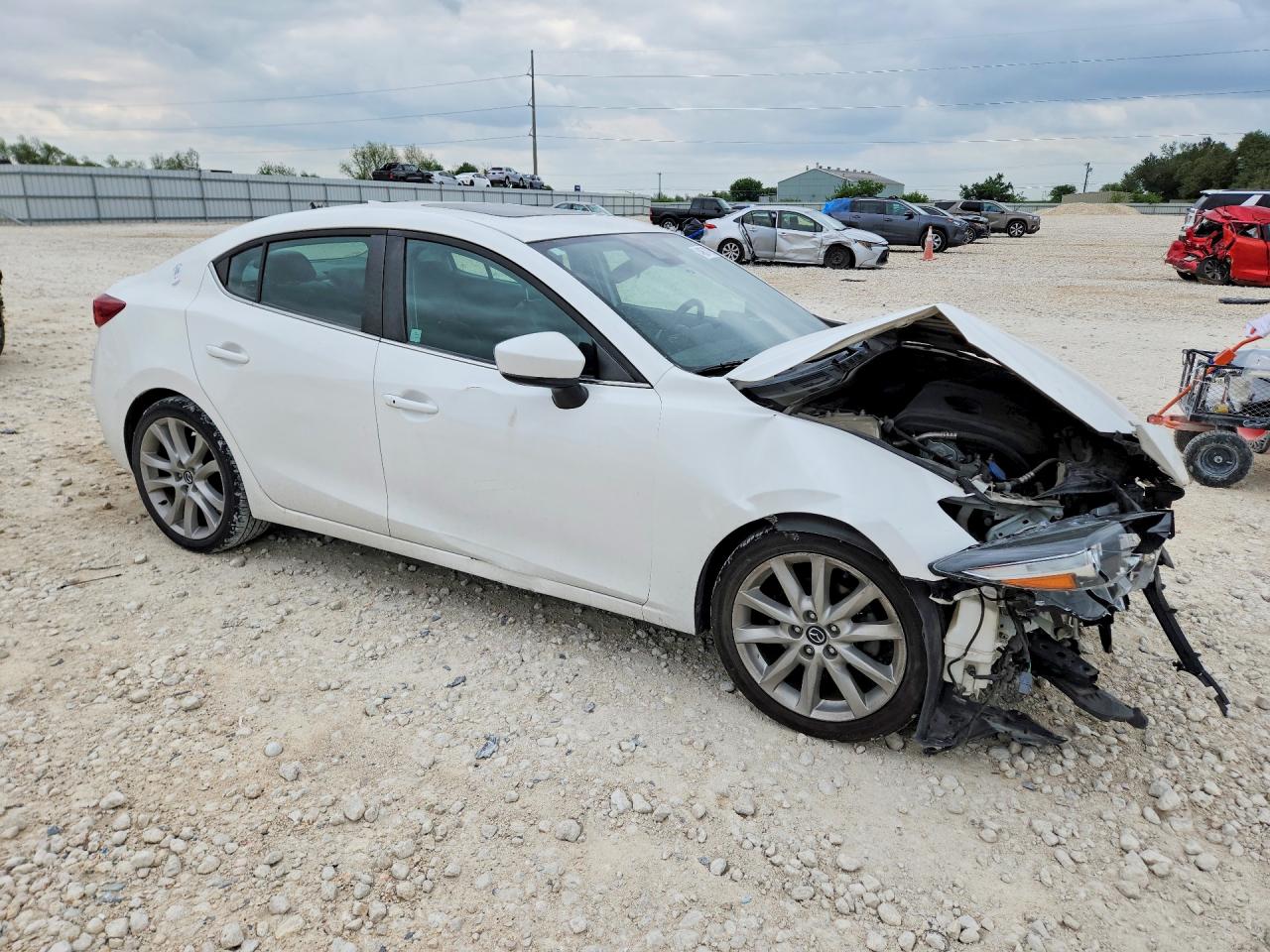 2017 MAZDA 3 GRAND TOURING photo 10