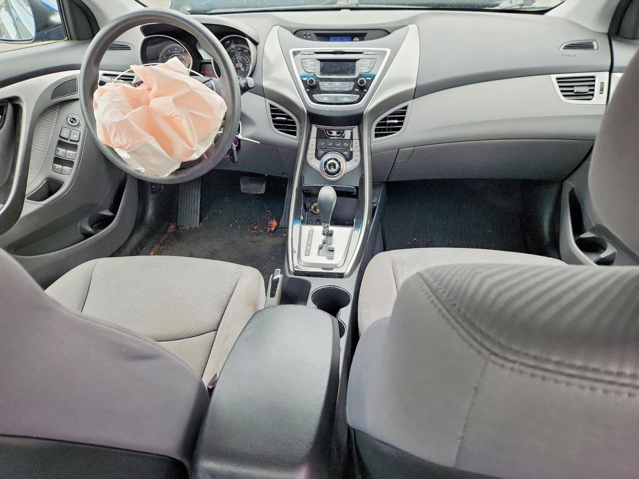 2013 HYUNDAI ELANTRA GLS photo 15