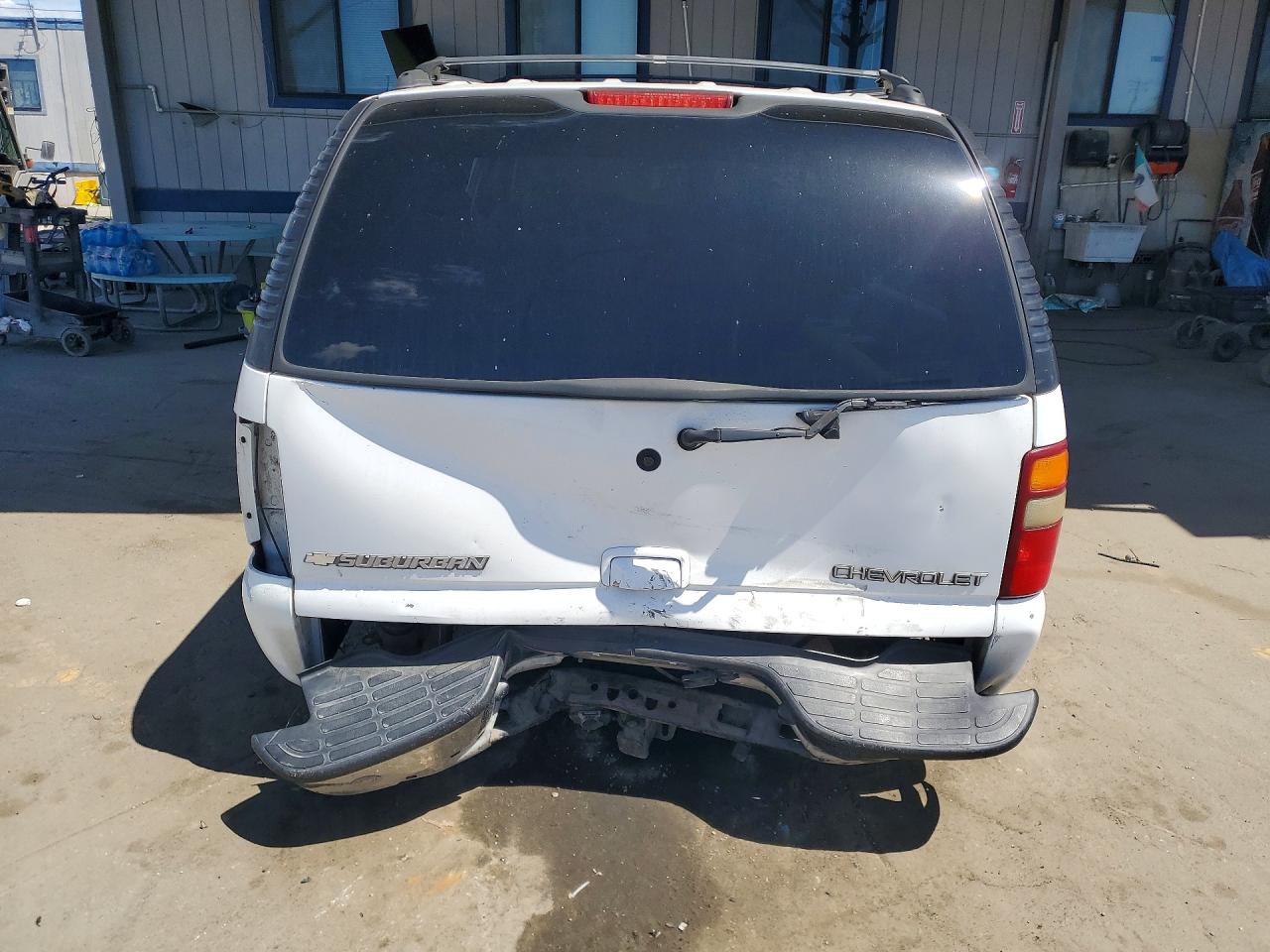 2003 CHEVROLET SUBURBAN C1500 photo 11