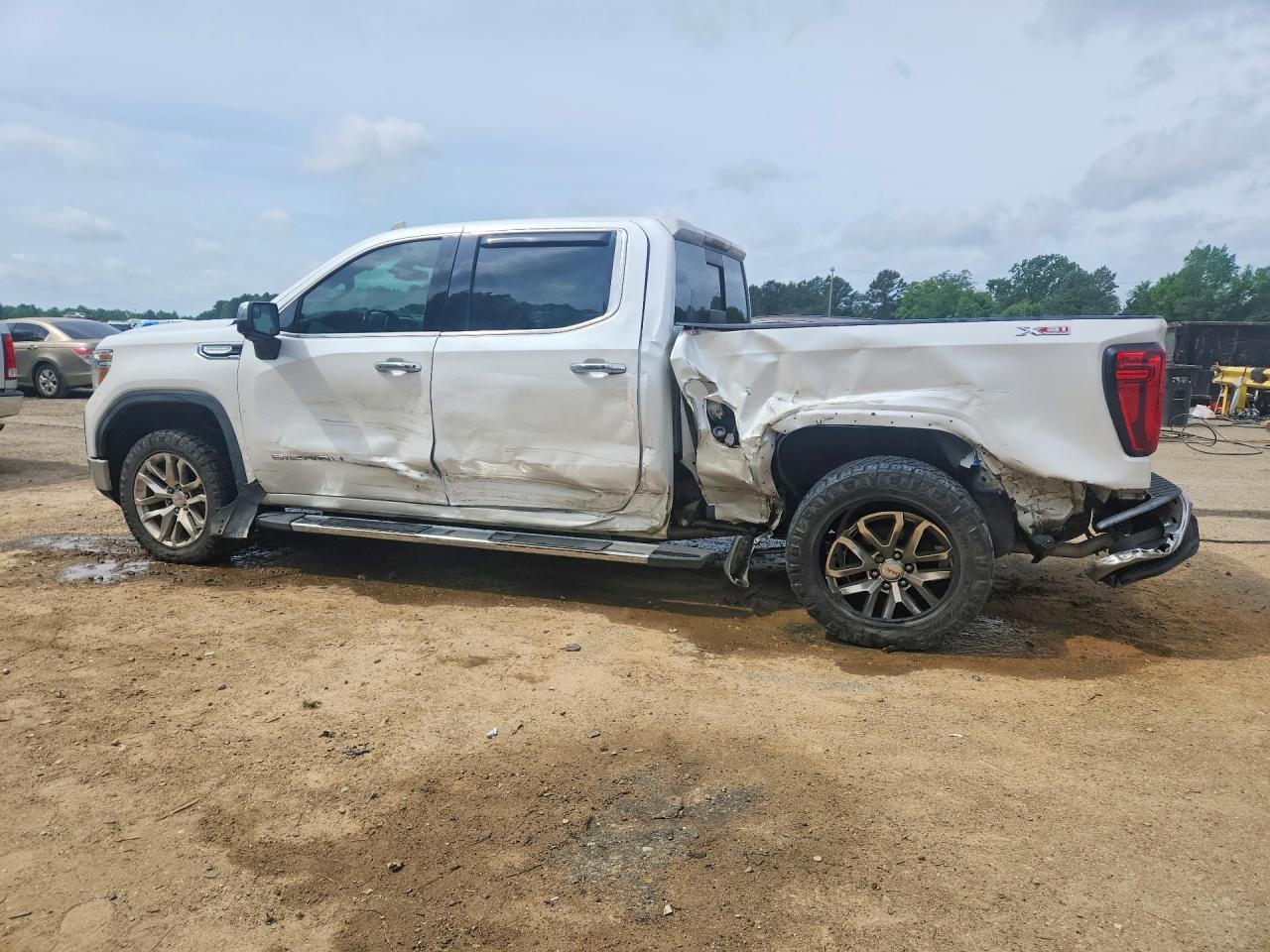 2019 GMC SIERRA K1500 SLT photo 4