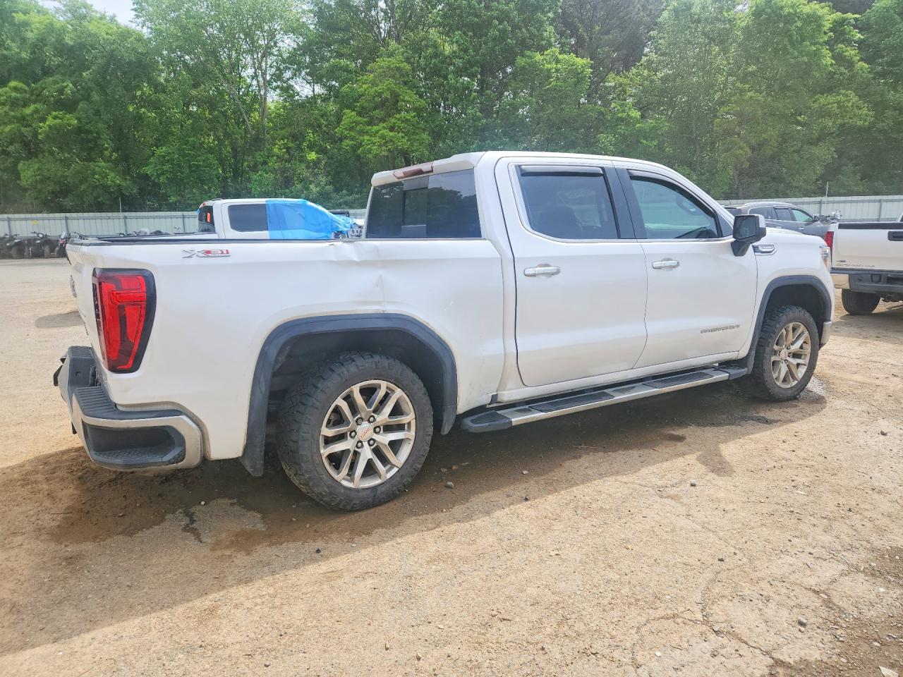 2019 GMC SIERRA K1500 SLT photo 7