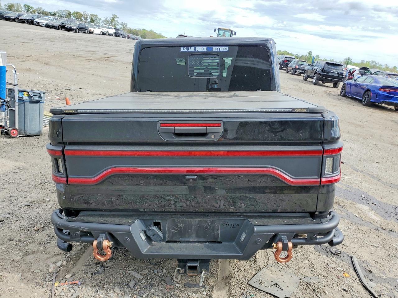 2021 JEEP GLADIATOR MOJAVE photo 6