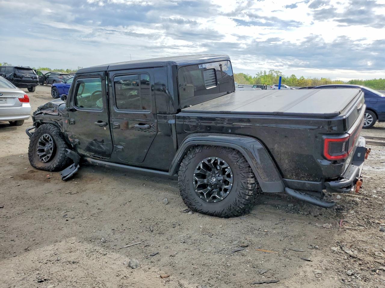 2021 JEEP GLADIATOR MOJAVE photo 2