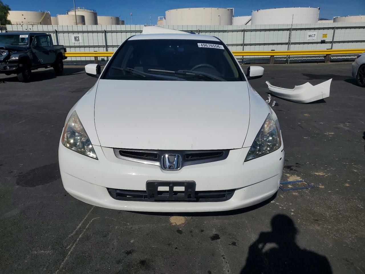 2003 HONDA ACCORD LX photo 9