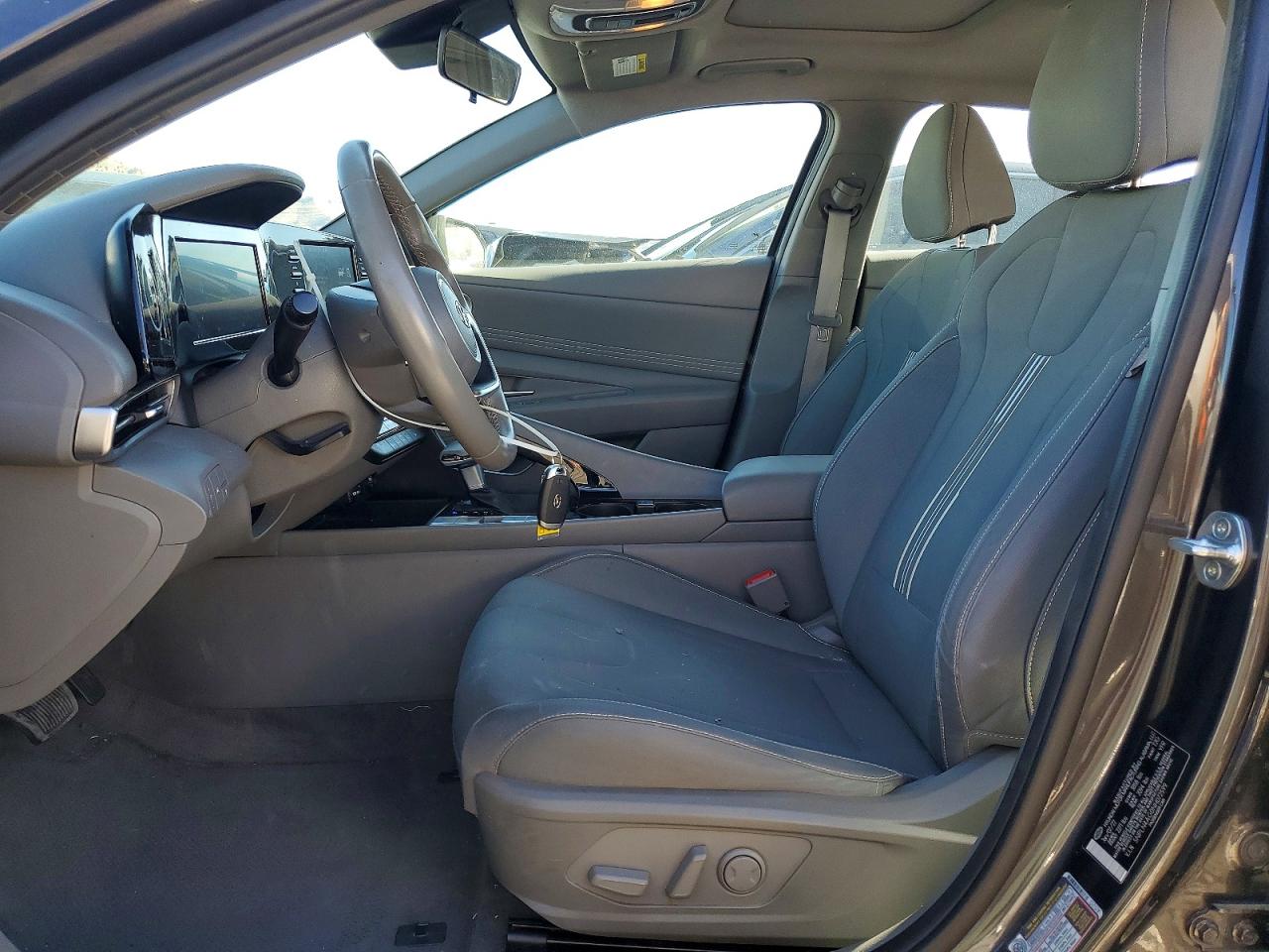 2022 HYUNDAI ELANTRA SEL photo 7