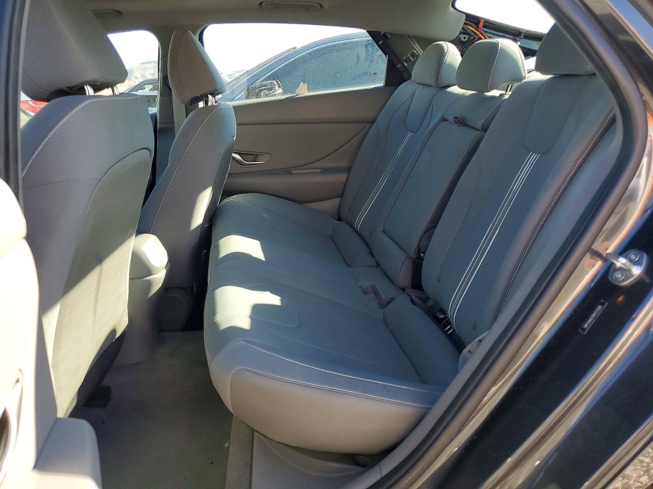 2022 HYUNDAI ELANTRA SEL photo 10