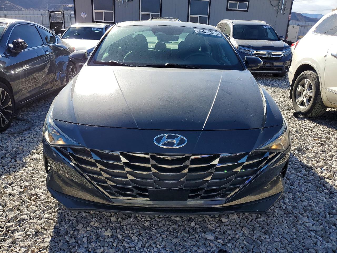 2022 HYUNDAI ELANTRA SEL photo 5