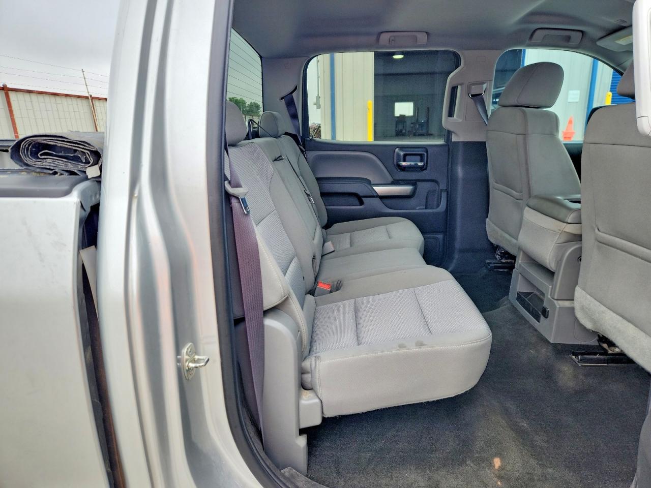 2017 CHEVROLET SILVERADO C1500 LT photo 19