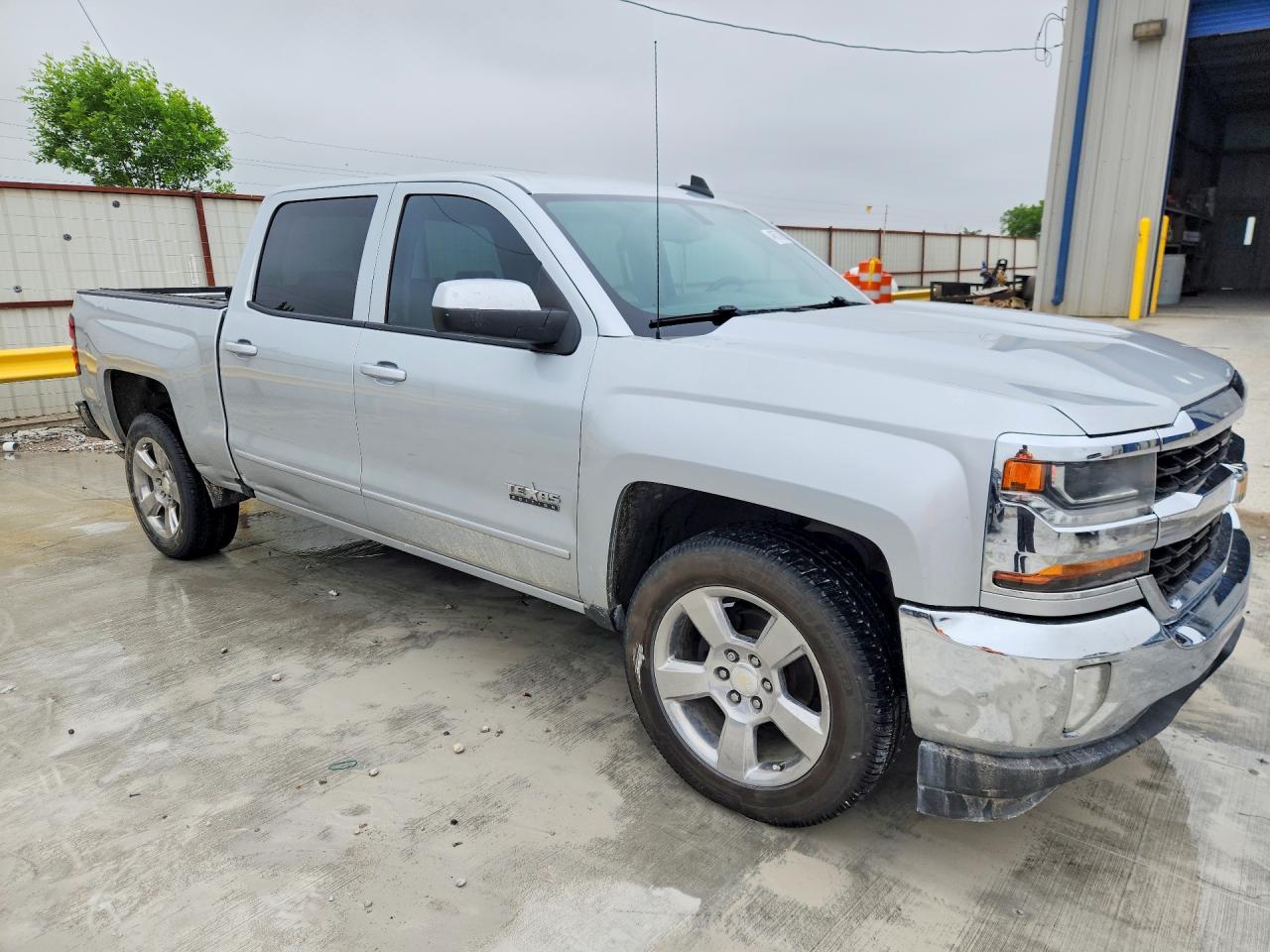 2017 CHEVROLET SILVERADO C1500 LT photo 7