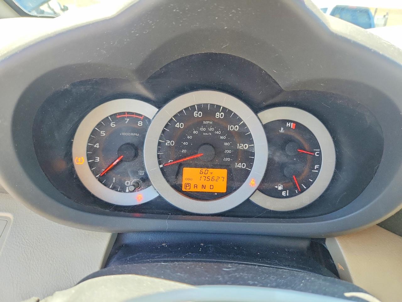 2012 TOYOTA RAV4 BASE photo 17