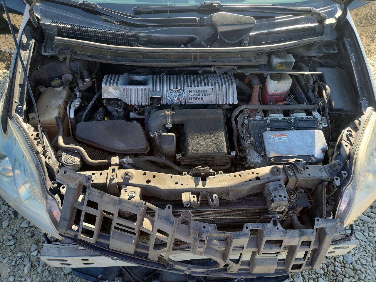 2011 TOYOTA PRIUS THREE photo 31