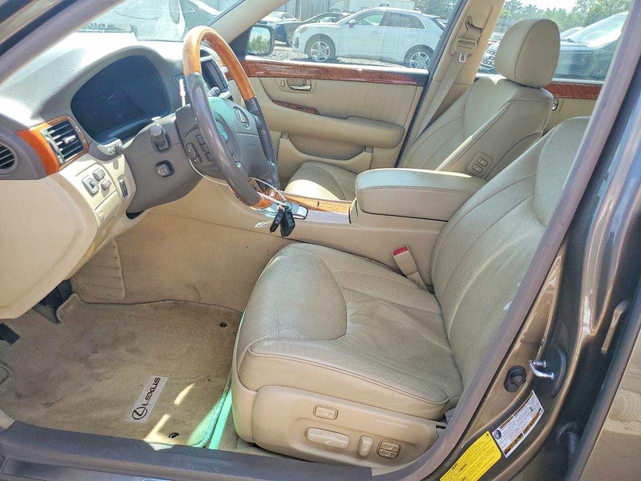 2005 LEXUS LS 430 photo 19